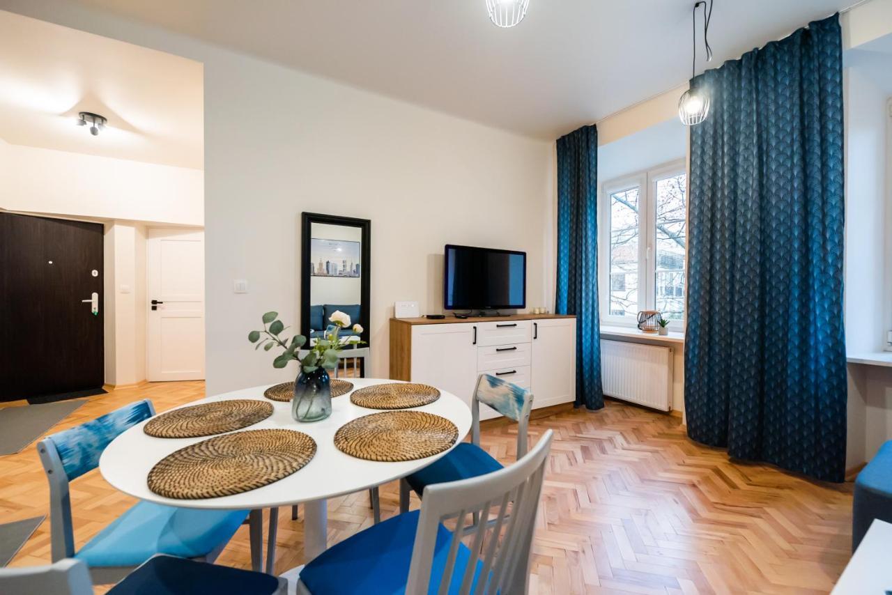 Old Town Eclectic Apartment For 6 People Варшава Екстер'єр фото
