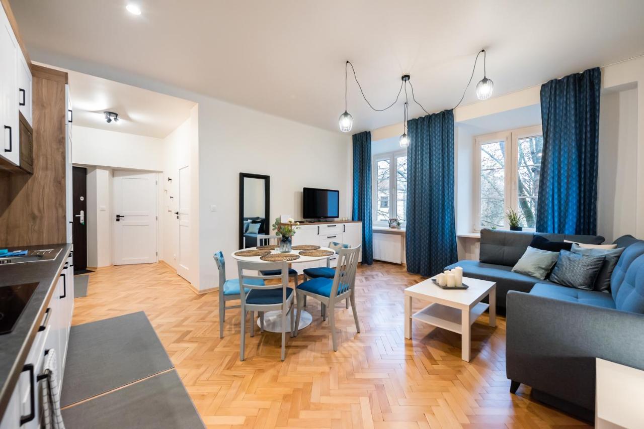 Old Town Eclectic Apartment For 6 People Варшава Екстер'єр фото