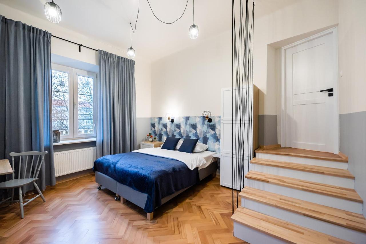 Old Town Eclectic Apartment For 6 People Варшава Екстер'єр фото